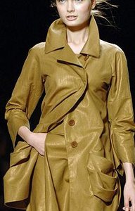 Модные фасоны женских весенних пальто 2007